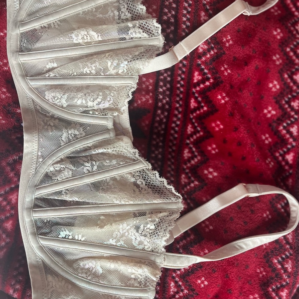 Savage x fenty 38D lace